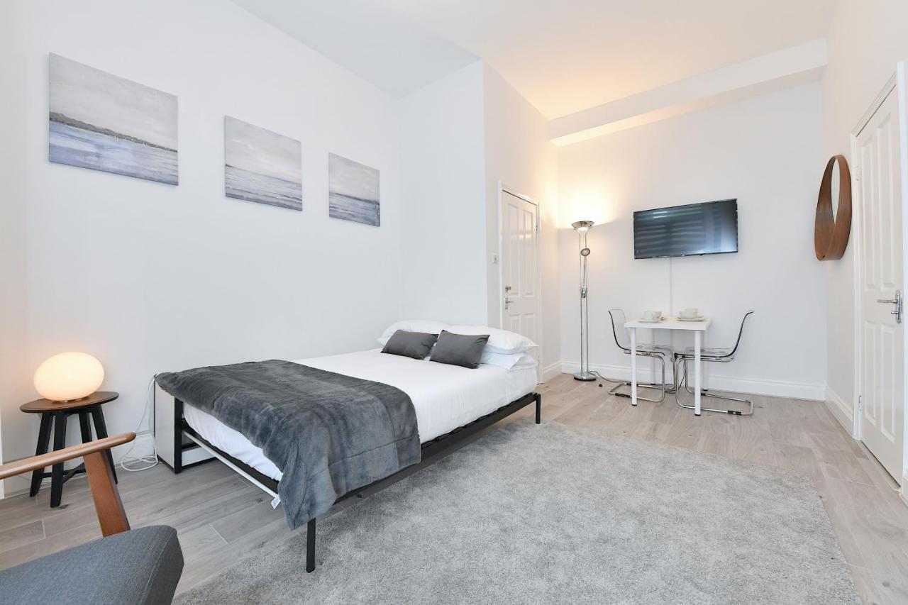 Stylish Studios By Luxestays Shepherds Bush Londra Exterior foto