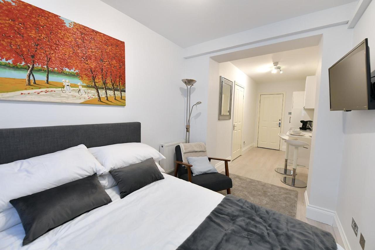 Stylish Studios By Luxestays Shepherds Bush Londra Exterior foto