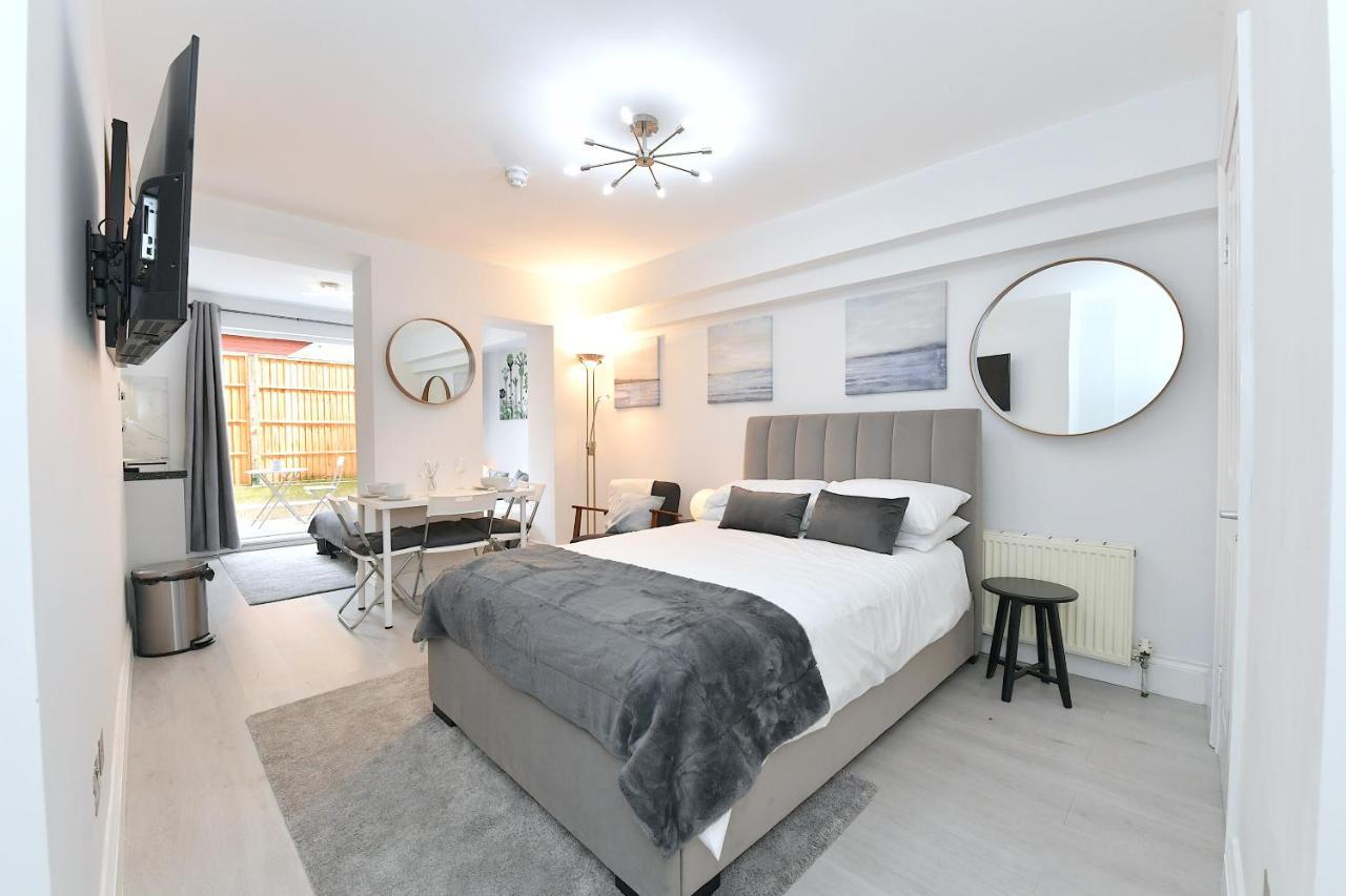 Stylish Studios By Luxestays Shepherds Bush Londra Exterior foto