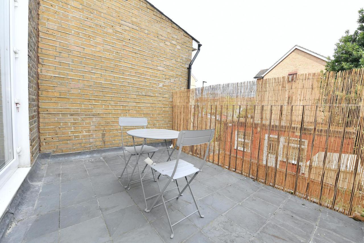 Stylish Studios By Luxestays Shepherds Bush Londra Exterior foto