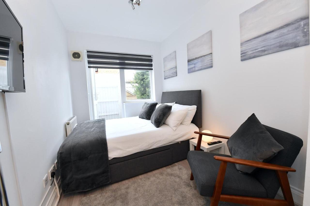 Stylish Studios By Luxestays Shepherds Bush Londra Exterior foto