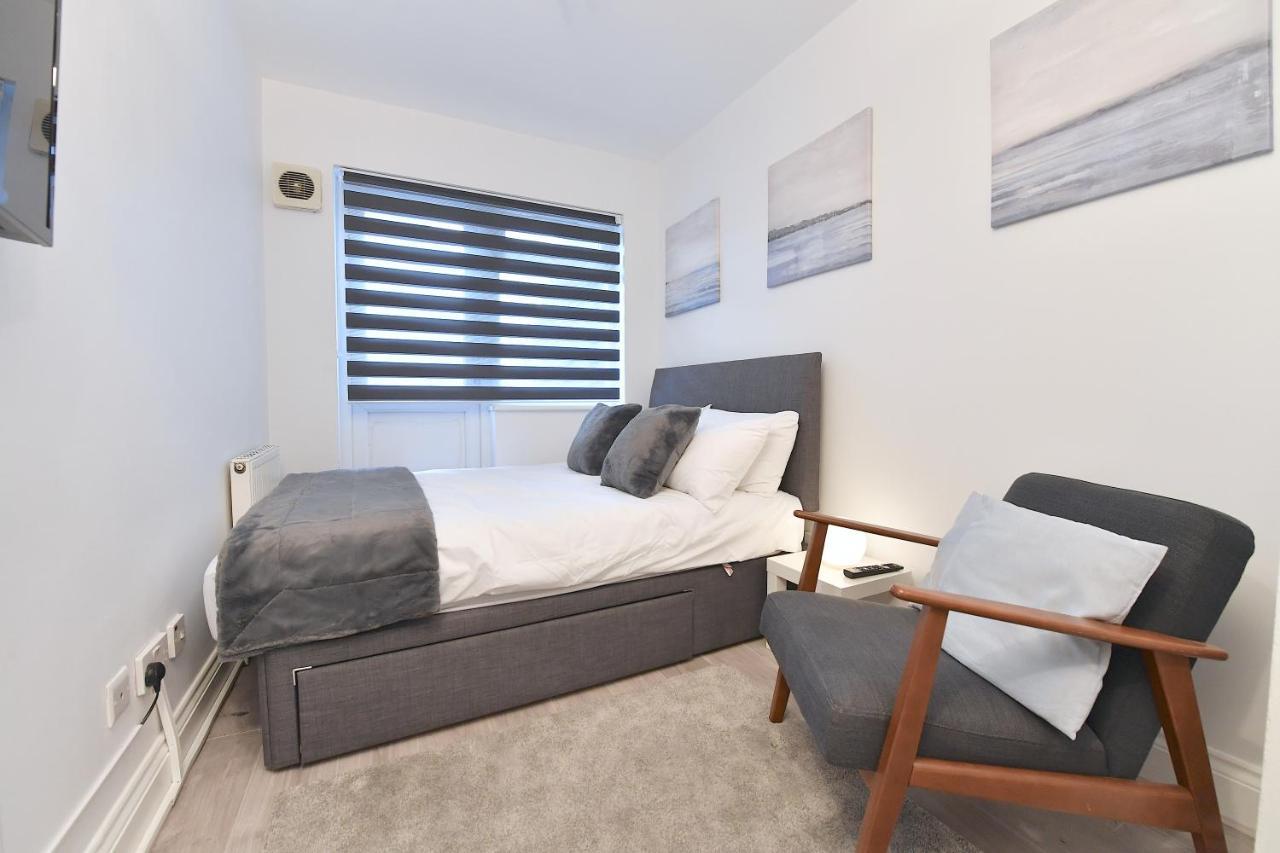 Stylish Studios By Luxestays Shepherds Bush Londra Exterior foto
