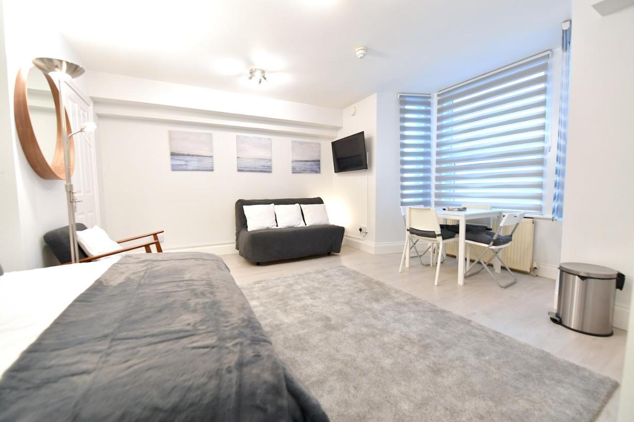 Stylish Studios By Luxestays Shepherds Bush Londra Exterior foto