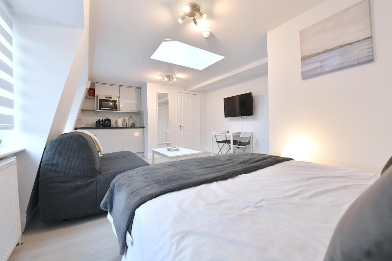 Stylish Studios By Luxestays Shepherds Bush Londra Exterior foto