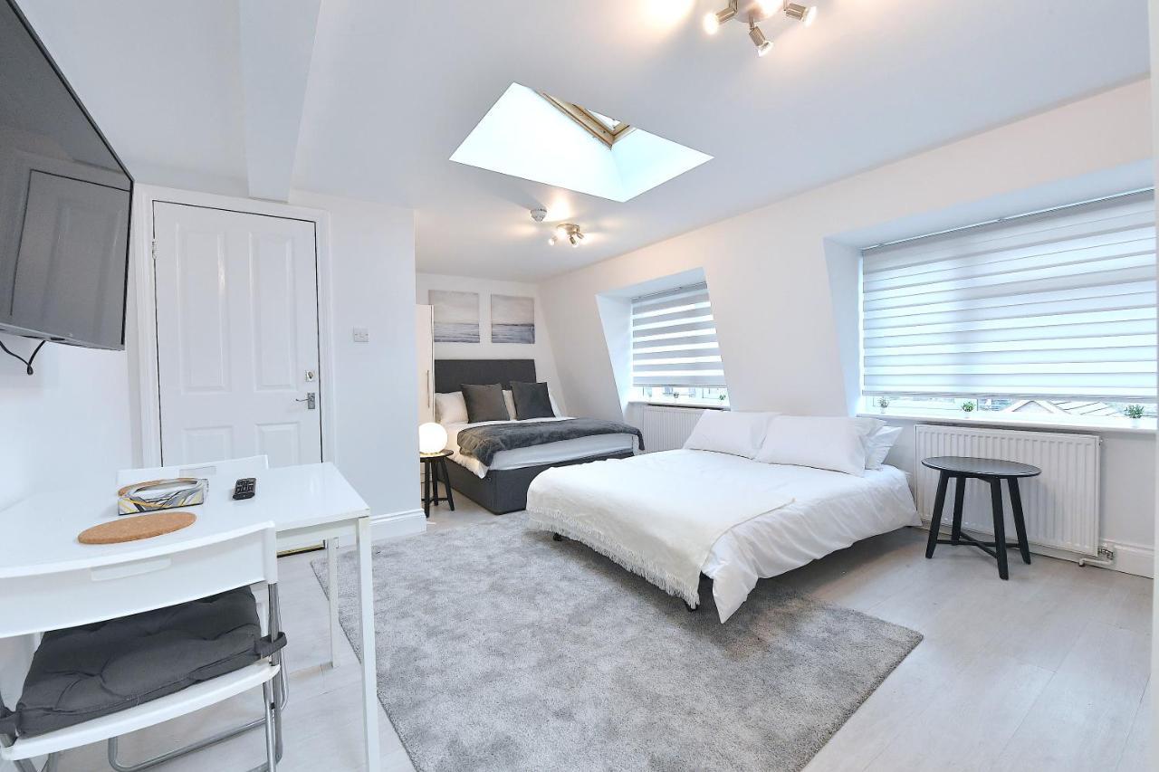 Stylish Studios By Luxestays Shepherds Bush Londra Exterior foto