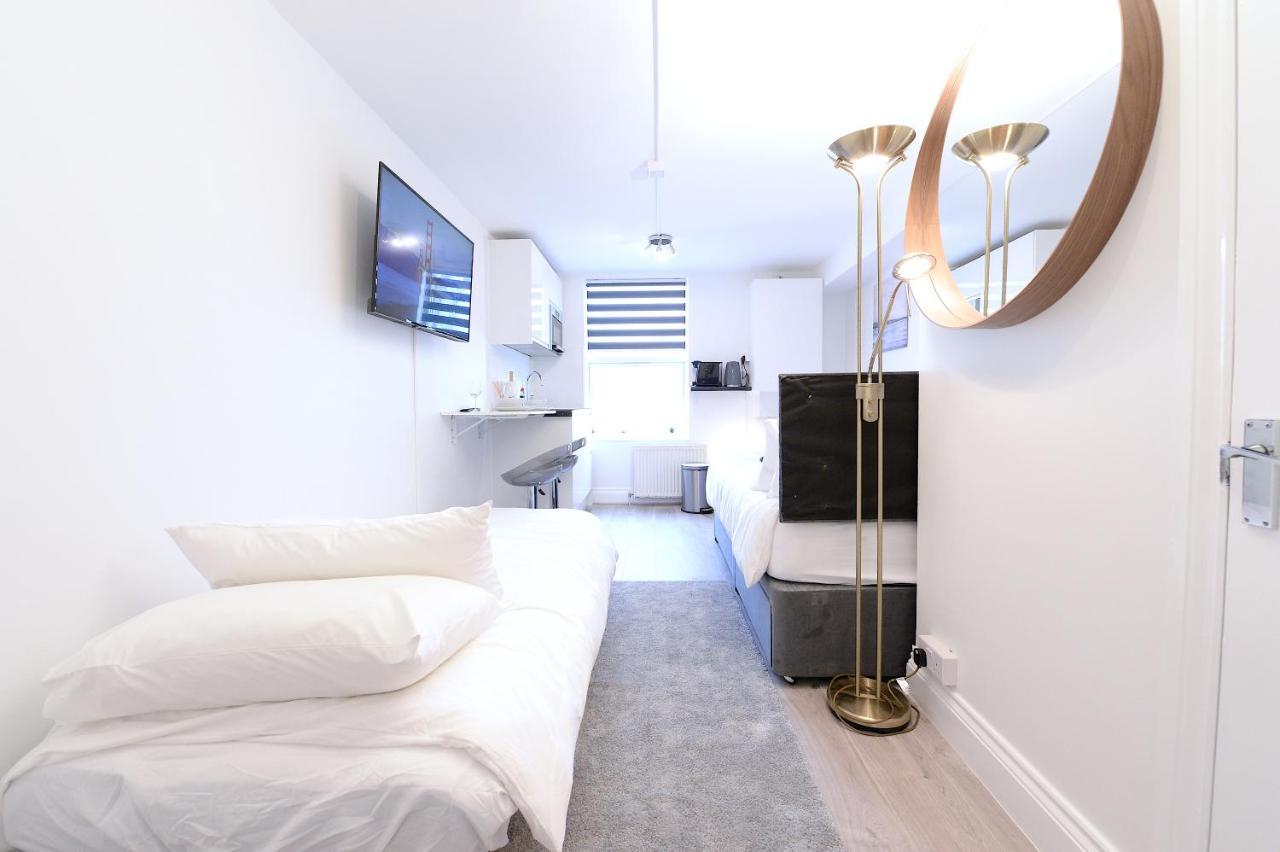 Stylish Studios By Luxestays Shepherds Bush Londra Exterior foto