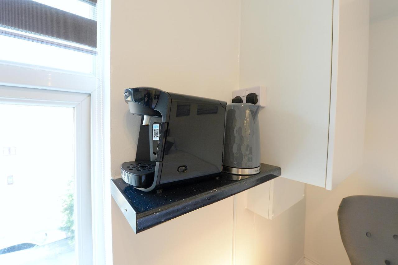 Stylish Studios By Luxestays Shepherds Bush Londra Exterior foto